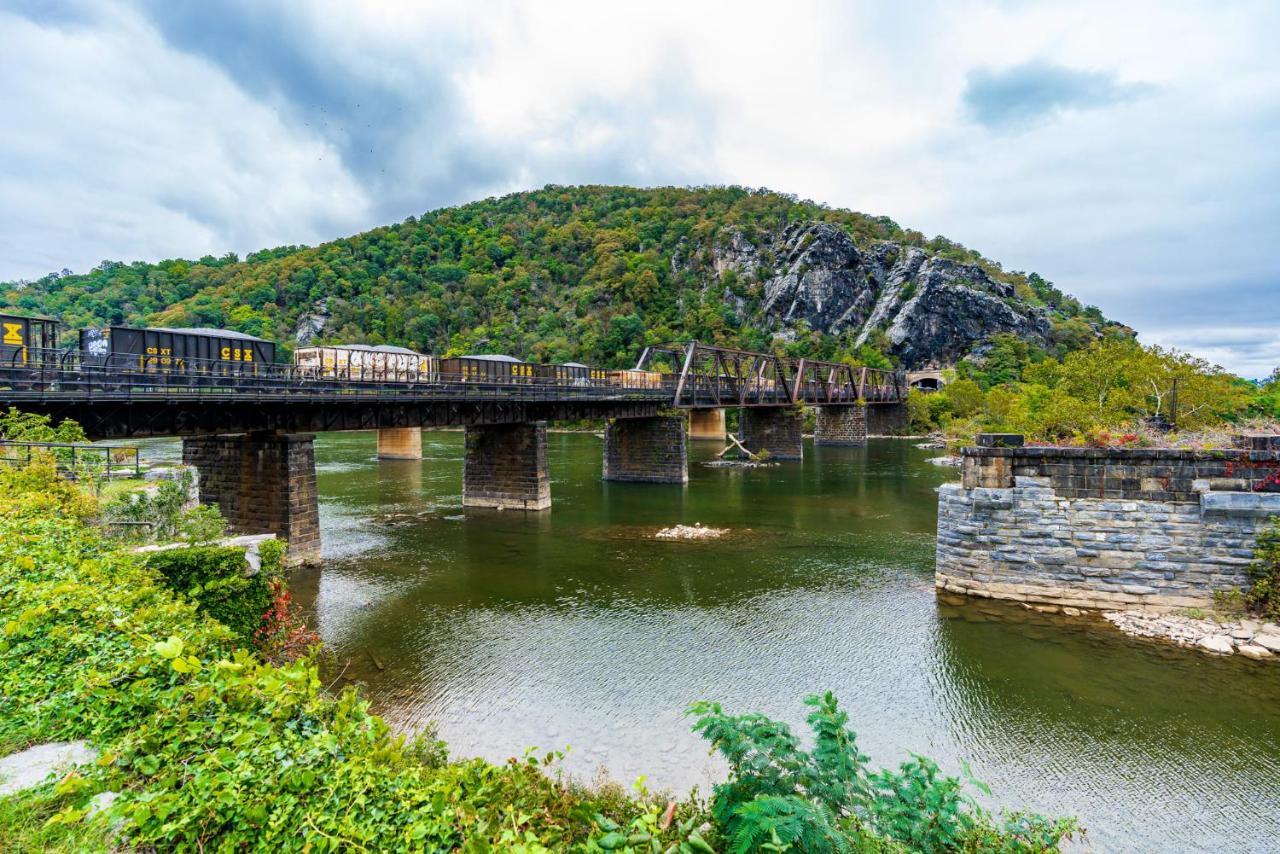 Enchanting Cottage, Walk To Downtown Harpers Ferry Exterior foto